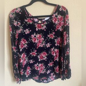 Socialite Bell Sleeve Floral Blouse